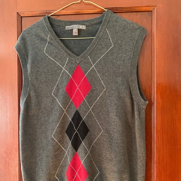 Argyle Red and Gray Sweater Vest - Picture 1 of 2